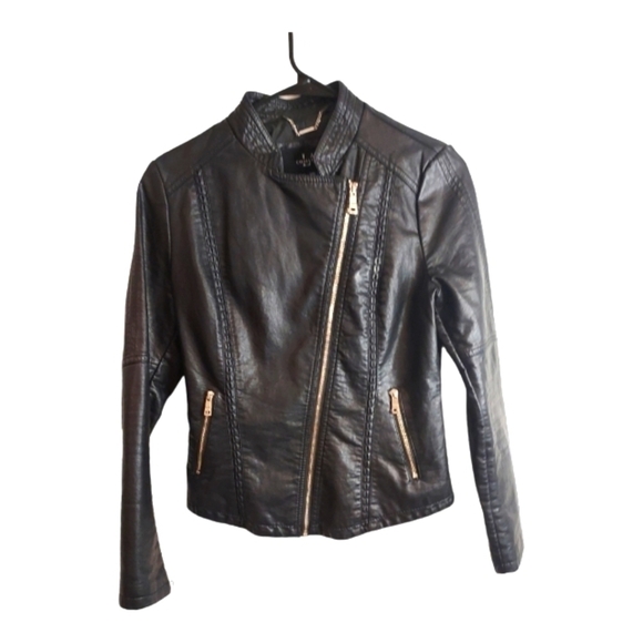 La Coalition Jackets & Blazers - LA Collection black vegan leather motor trendy jacket sz XS